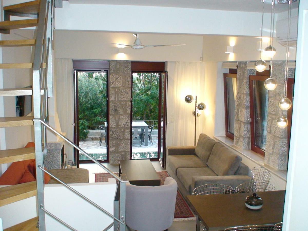 Thelgi Villa Kalamata Exteriör bild