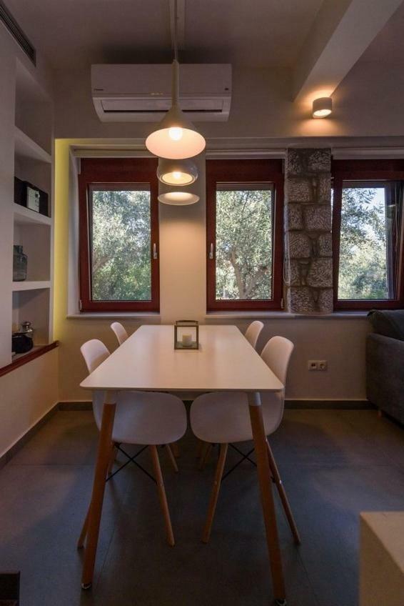 Thelgi Villa Kalamata Exteriör bild