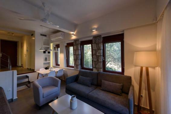 Thelgi Villa Kalamata Exteriör bild