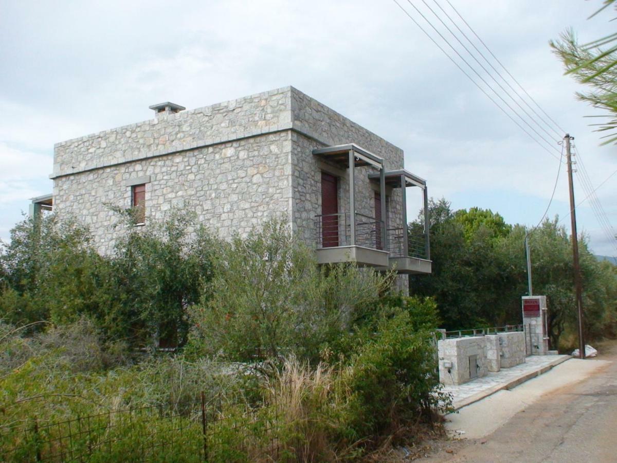 Thelgi Villa Kalamata Exteriör bild